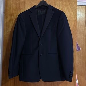 Calvin Klein Men’s Navy Tuxedo set